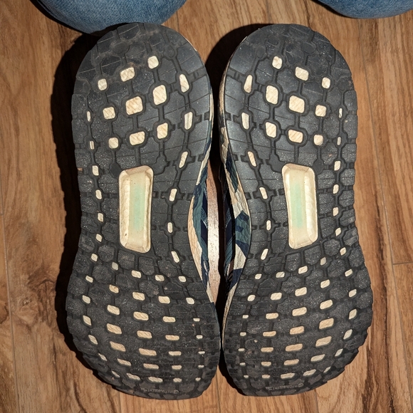 Primeblue Parley Adidas Ultra BOOST 20 - Picture 10 of 11